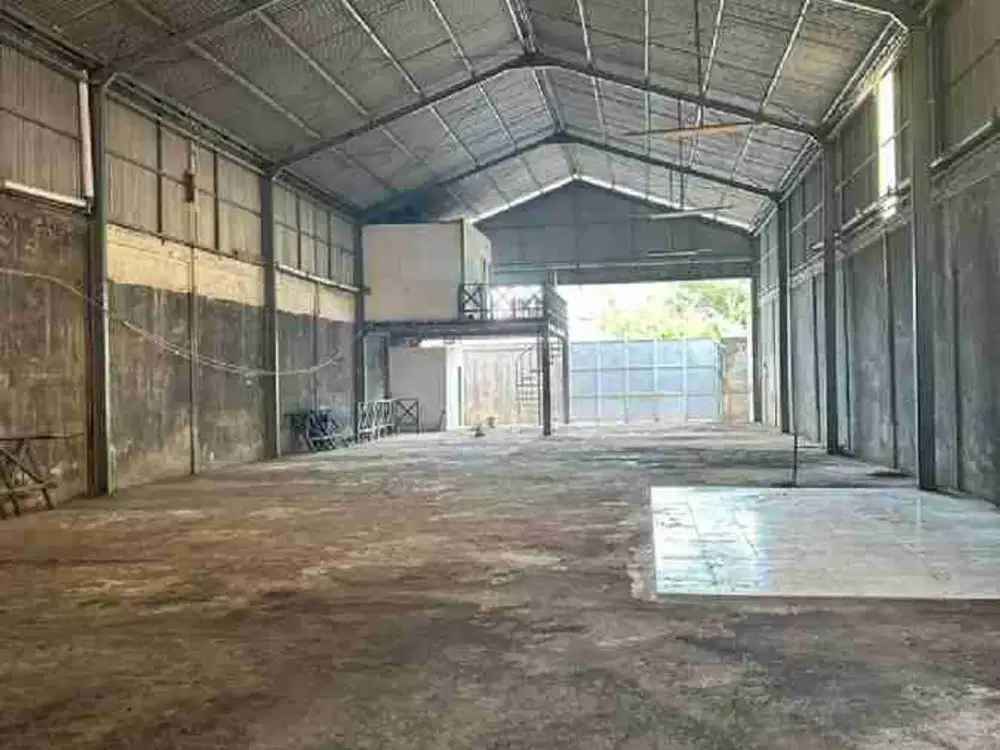Sewakan Gudang 4 are di Teuku Umar Barat , Malboro Barat Denpasar