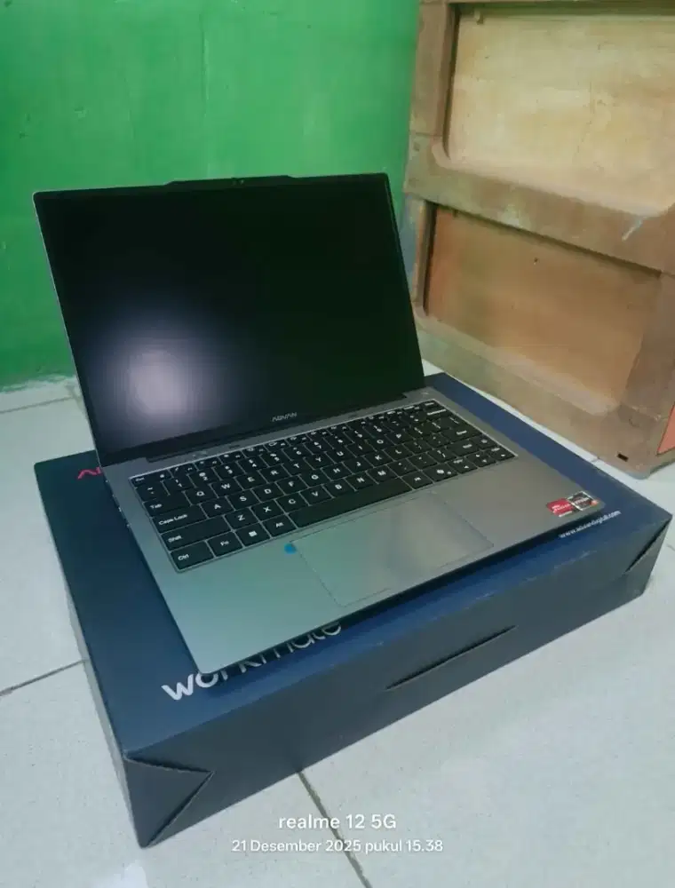 Advan workmate AMD ryzen 5 3500U