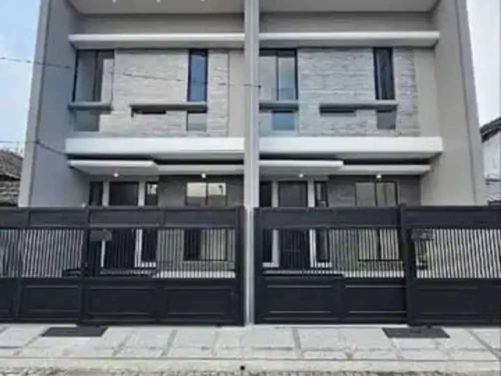 Dijual Rumah Klampis Semolo