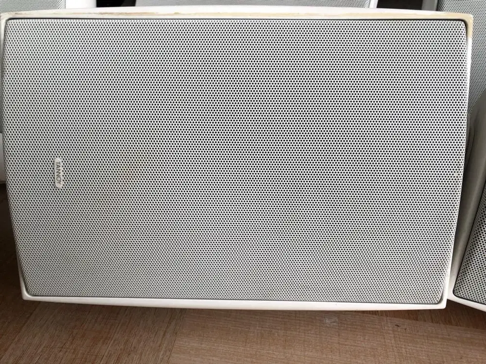 Tannoy DVS 6T & Lab Gruppen Mulus 90%