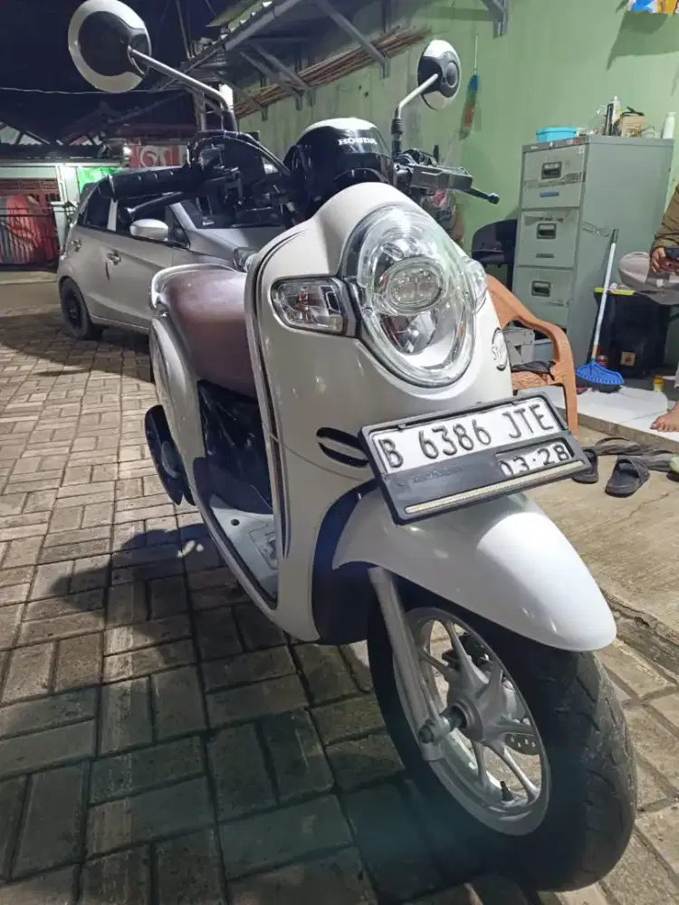 Honda scoopy 2018