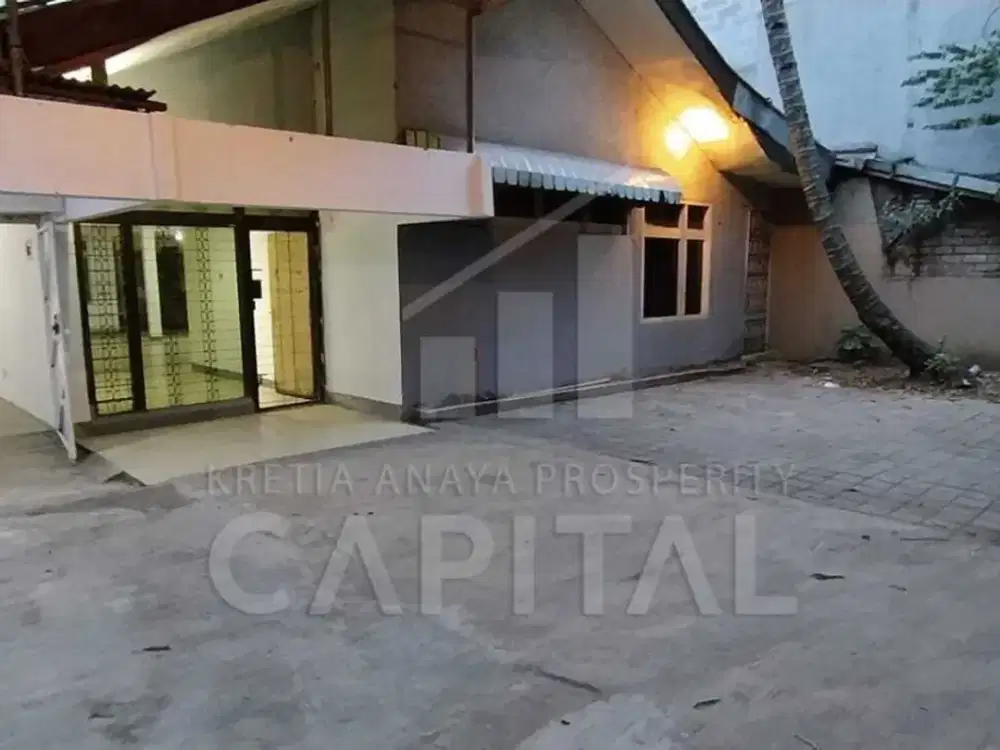 RUMAH PLUS KANTOR STRATEGIS DEKAT AKSES TOL COCOK UNTUK USAHA DI MAINROAD HOLIS BANDUNG