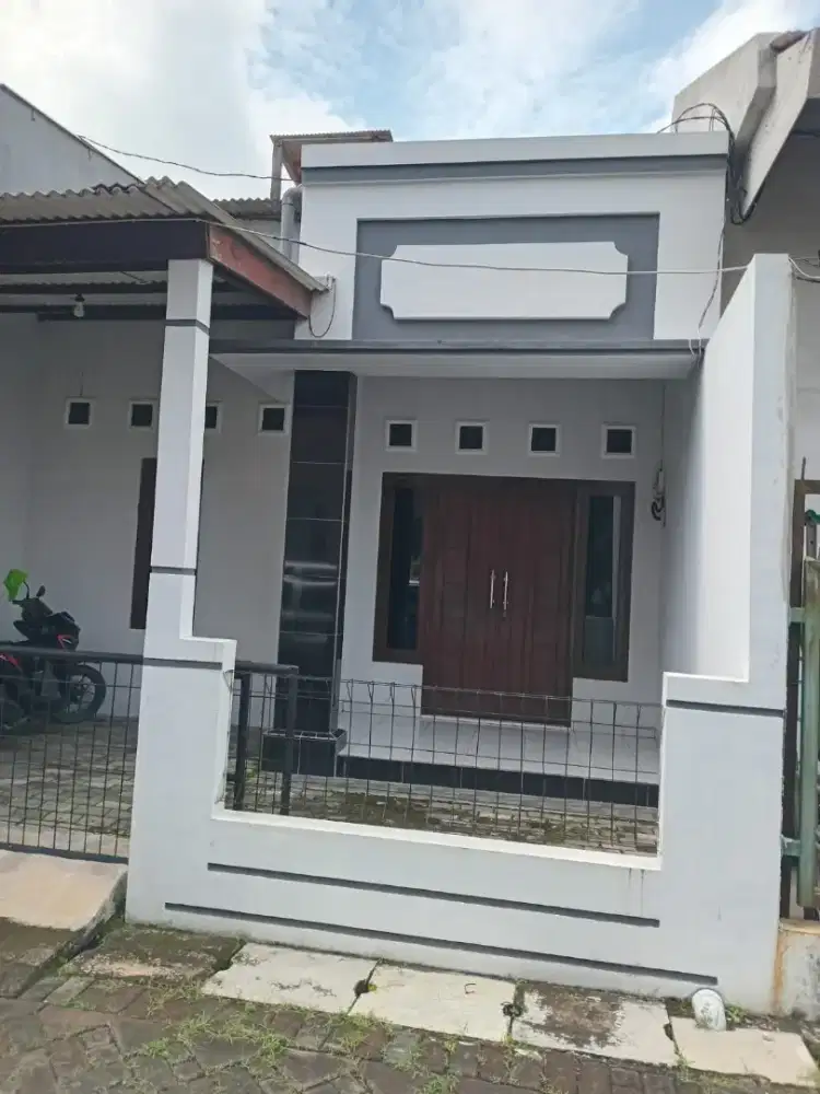 Dikontrakkan /Dijual Rumah pribadi siap huni