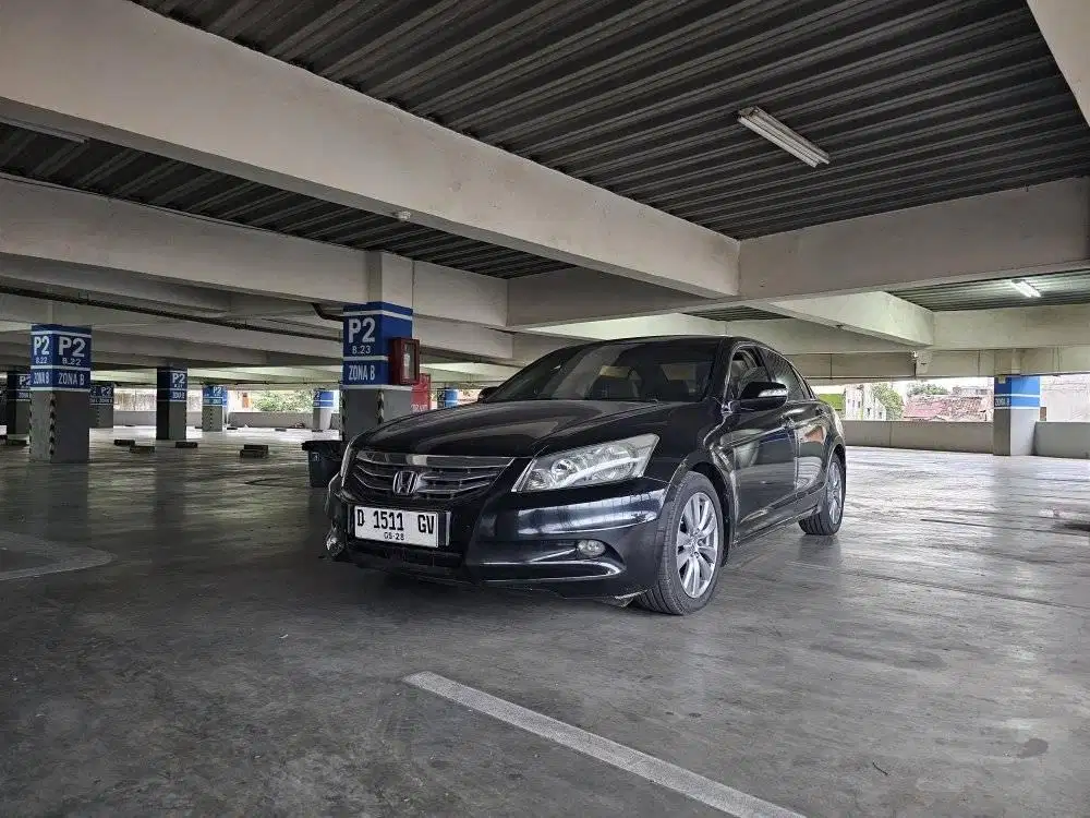 HONDA ACCORD VTiL 2011 matic facelift