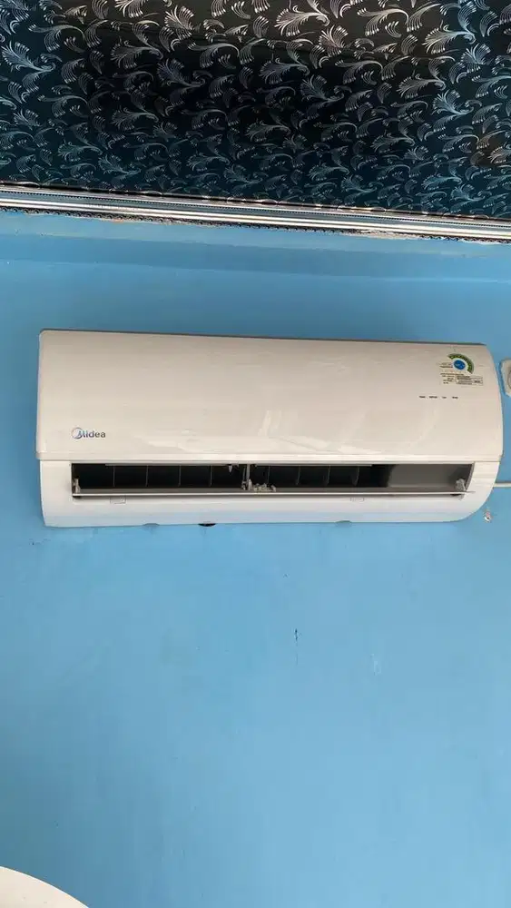 AC Midea 1/2 pk