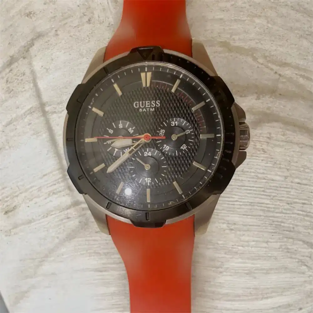 Jam tangan Guess Original... Jam tangan Pria.. Bisa Nego