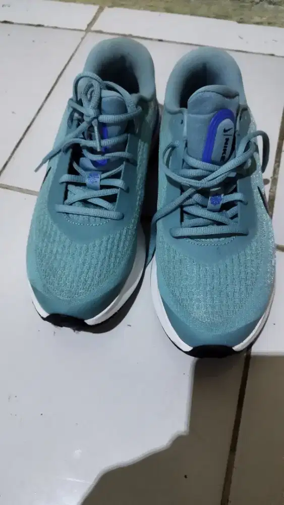 Spatu sports kekinian