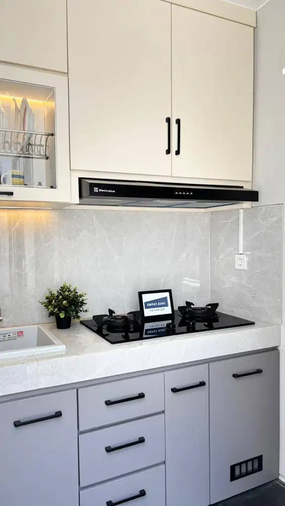 Kitchen Set Custom Interior