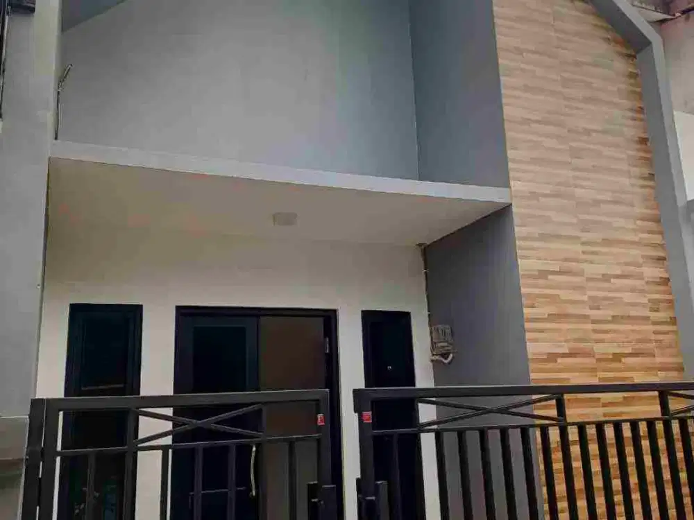 Rumah dijual Di Bintara 11 akses Motor