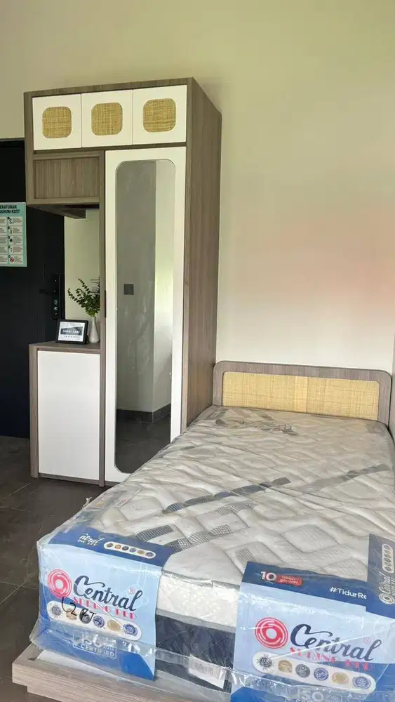 Wardrobe / Lemari Custom Set