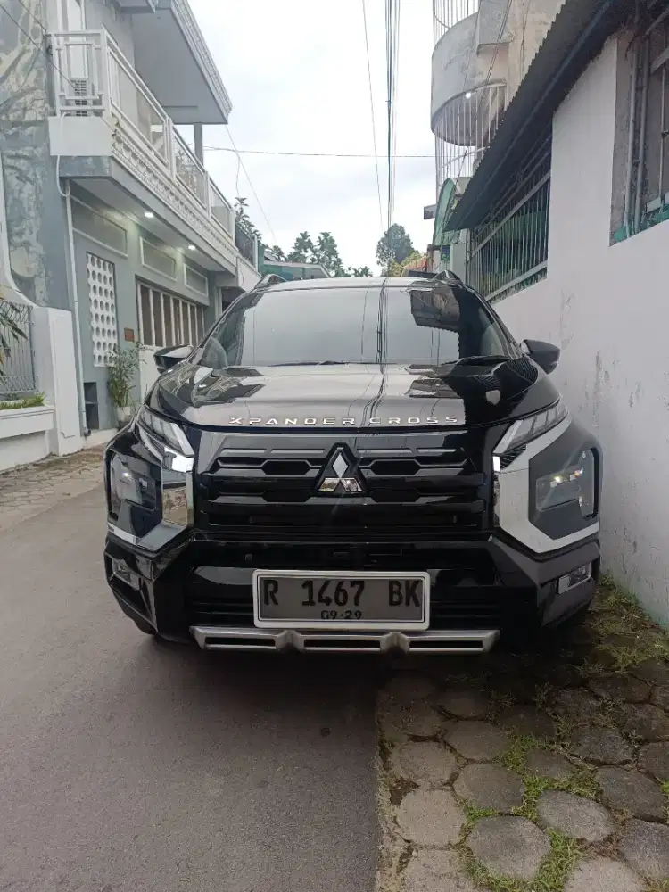 Mitsubishi Xpander cross Mt R 2024
