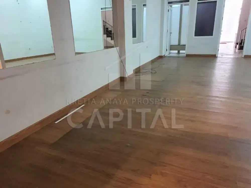 RUKO STRATEGIS SIAP PAKAI BERBAGAI MACAM USAHA DI JALAN SUKAJADI BANDUNG