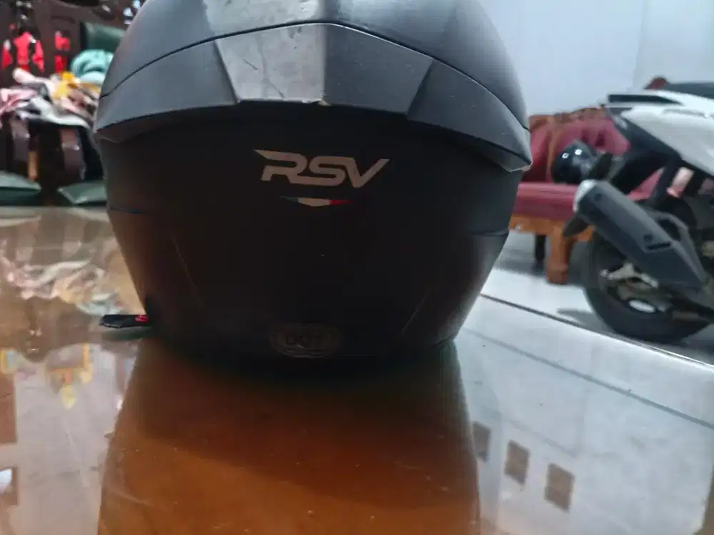 Helm rsv sv 300 hitam
