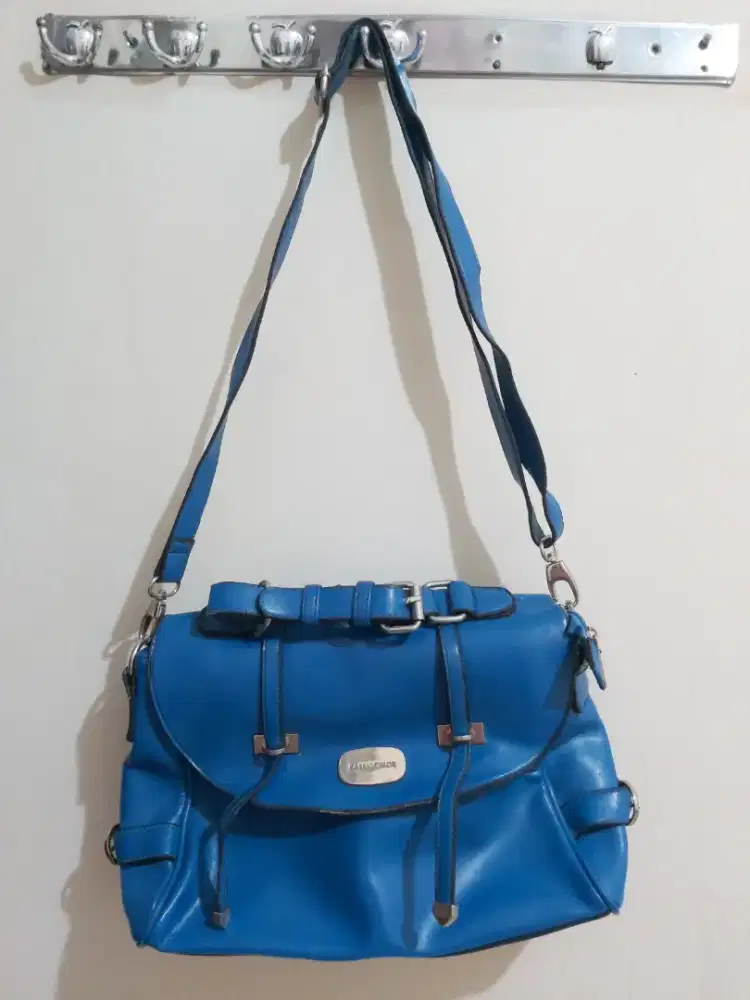 Jual murah 3 tas bekas seperti di foto, resleting masih normal,100 rbu