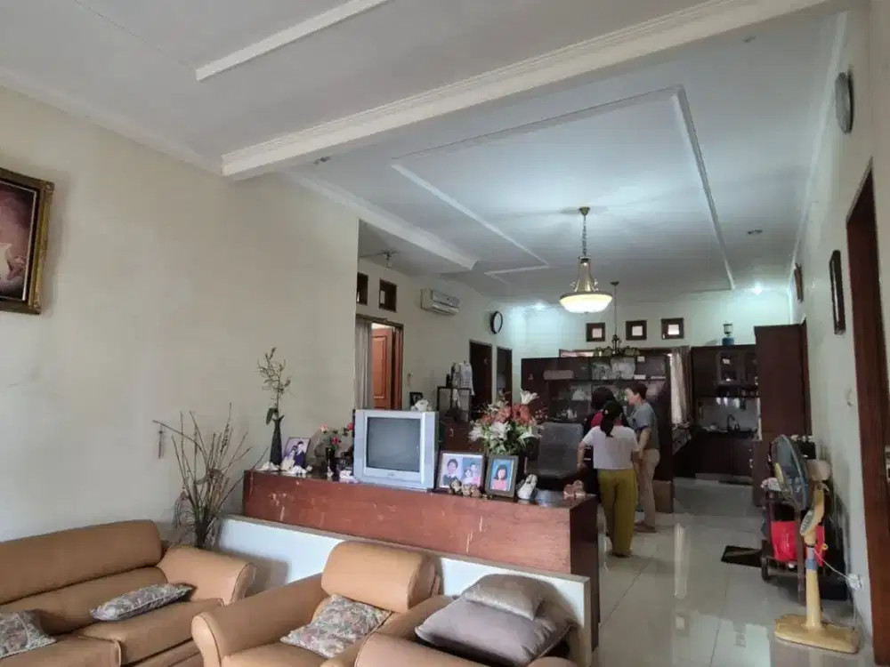 Dijual Rumah Kompleks Setneg Kebayoran-7M NEGO