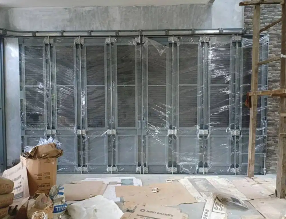 Pasang Baru Pintu Henderson besi berkualitas awet tahan lama