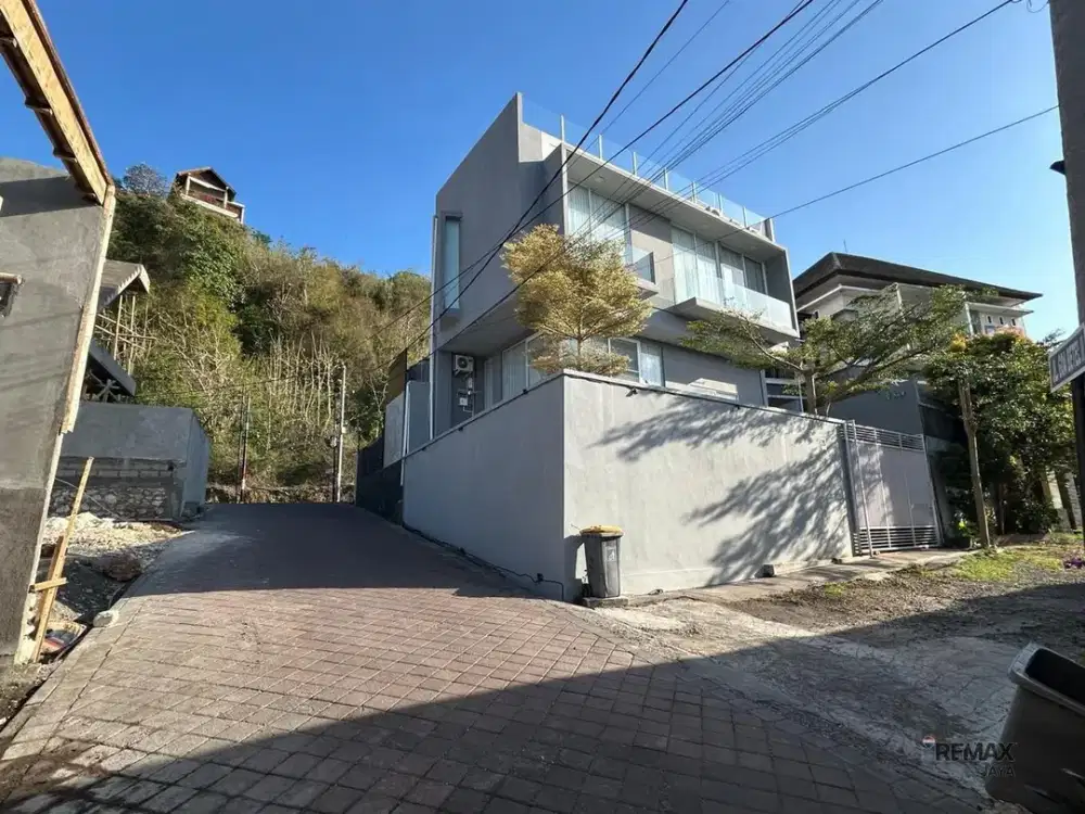 Villa Modern Type Minimalis Dijual, di Goa Gong, Jimbaran Area