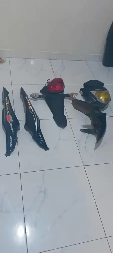 Body verza 125 mulus copotan. Sepaket