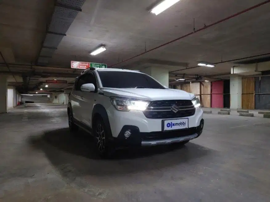 DP 1 JUTA Suzuki XL7 1.5 Zeta Bensin-MT 2021 DFFS