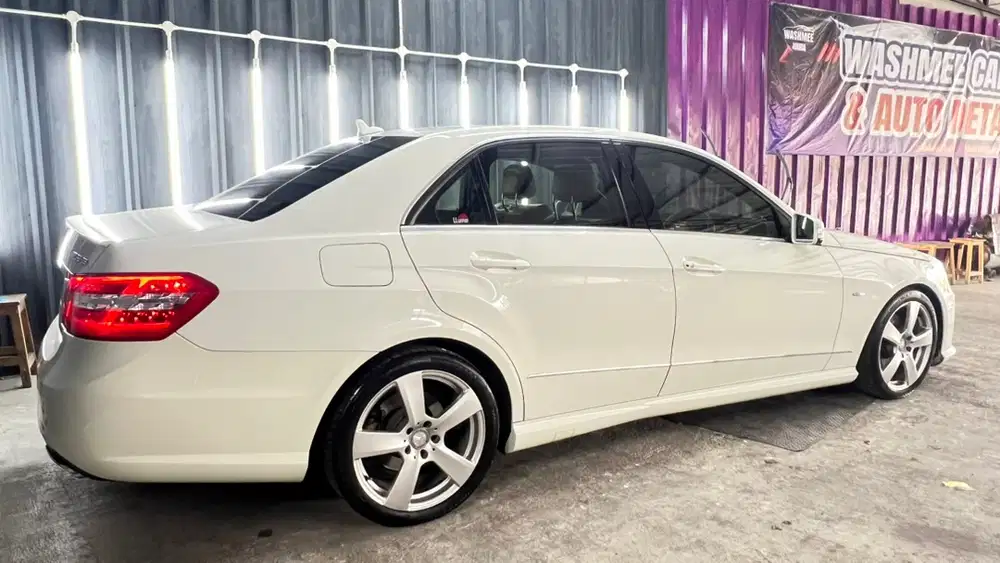 Mercedes-Benz E250 2012 Bensin