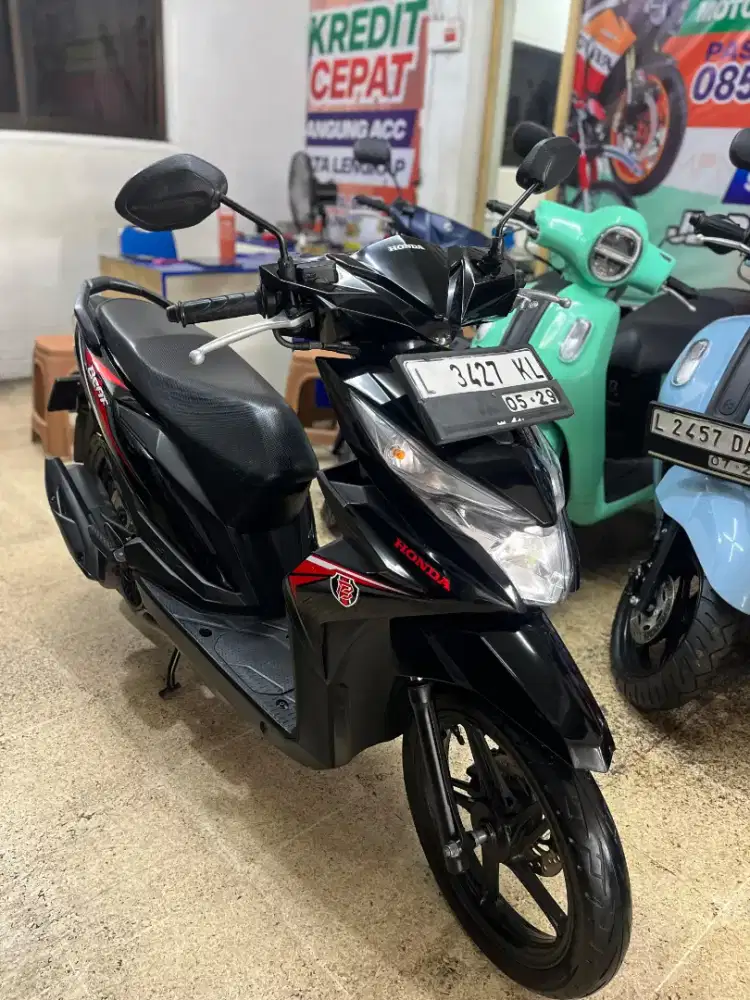 HONDA BEAT 2019 SAS MOTOR JL. BARATAJAYA 19 NO 5