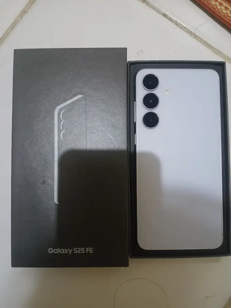 Samsung s25 FE 8/256