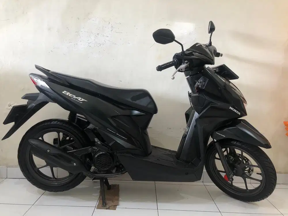 Honda Beat Deluxe Th.2021 hitam!!