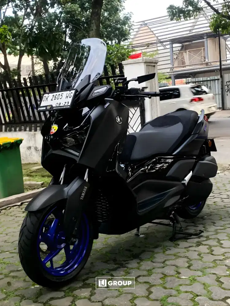 FOR SALE!! Yamaha X Max Hitam Velg Blue 2024