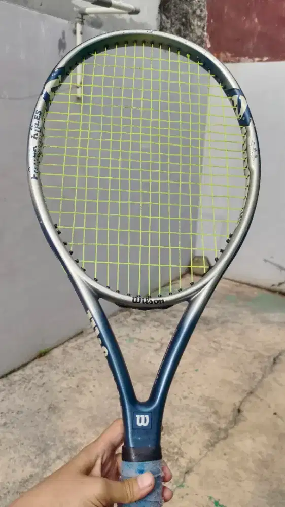 Raket Tenis Bekas