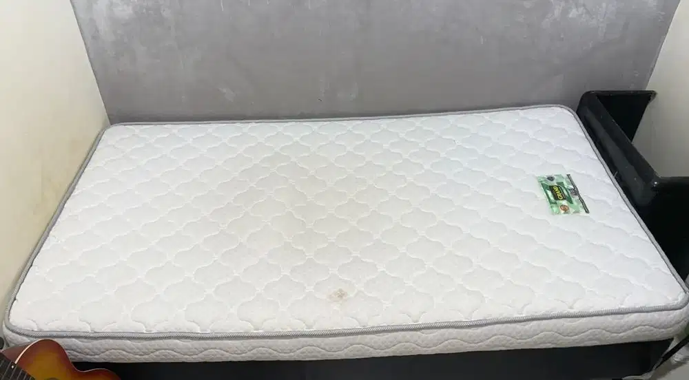 Kasur + Dipan Uk. 100x200