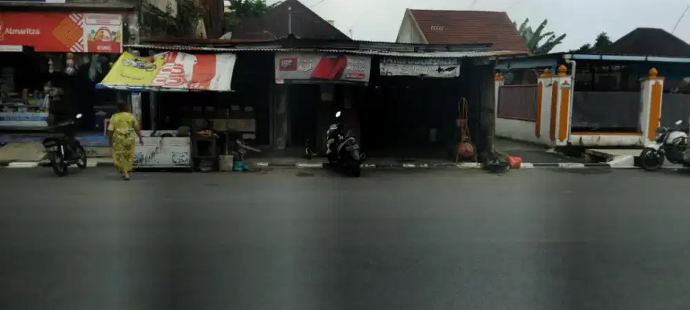 Dijual rumah lokasi strategis depan sman 5