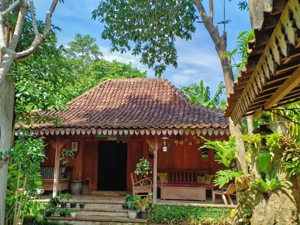 Turun Harga Rumah Dengan Limasan Dalam Cluster di Sektor 9 Bintaro