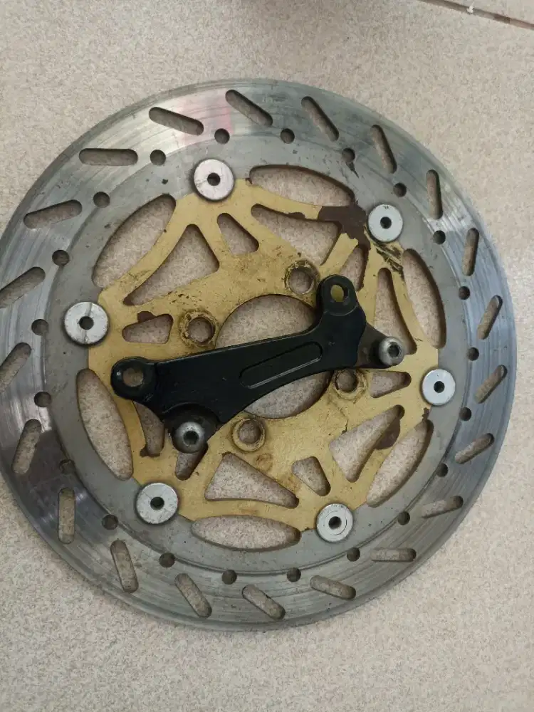 Lampu stop Scorpio z dan piringan depan honda matic vario beat series