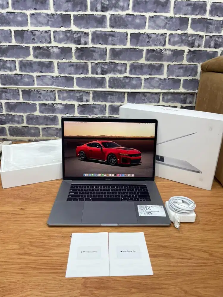 Macbook Pro Retina 15 2018,Garansi 2Bulan