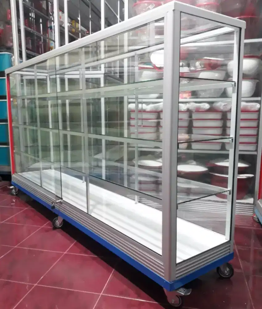 Etalase Aluminium & Kaca || Pakai Roda Besar & Siku Besi