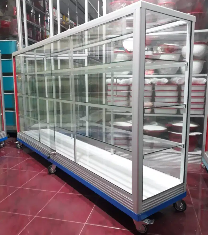 Di Jual Etalase 2M Kaca Full 5MM || Pakai Roda Besar & Siku Besi
