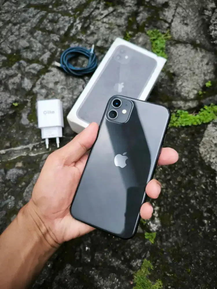 iphone 11 64gb inter indosat, 3, smartfren aja, telkomsel gk bisa