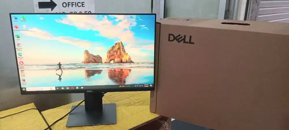 Monitor Dell LCD Wide LED 1P5 FULLHD 24inch N-SW