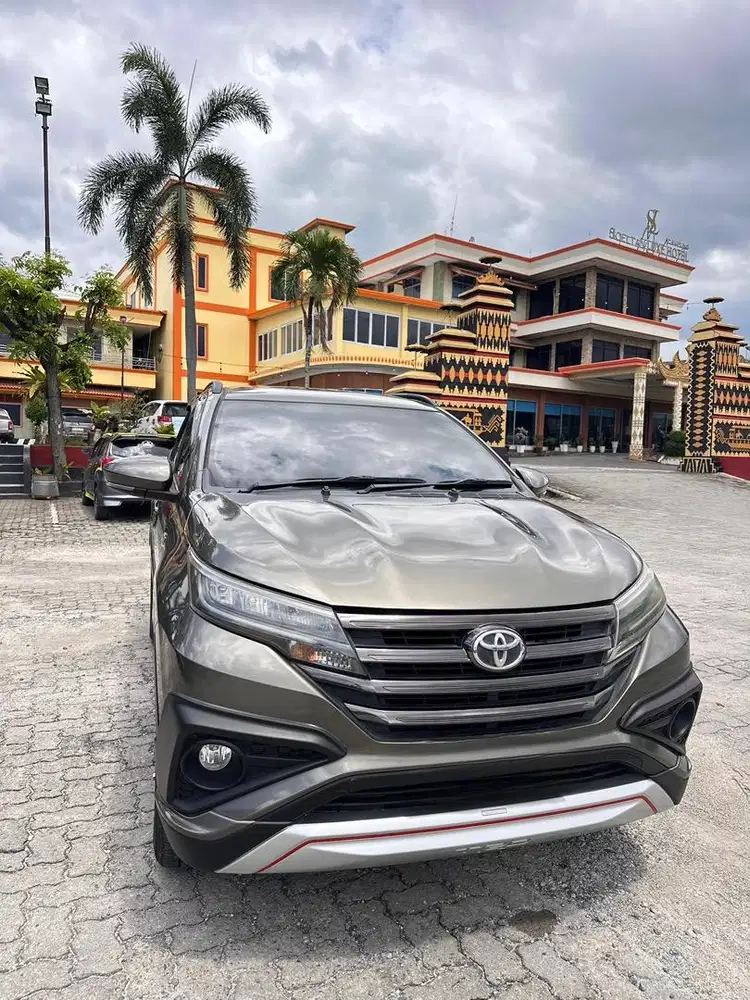 TOYOTA RUSH S 1.5 A/T