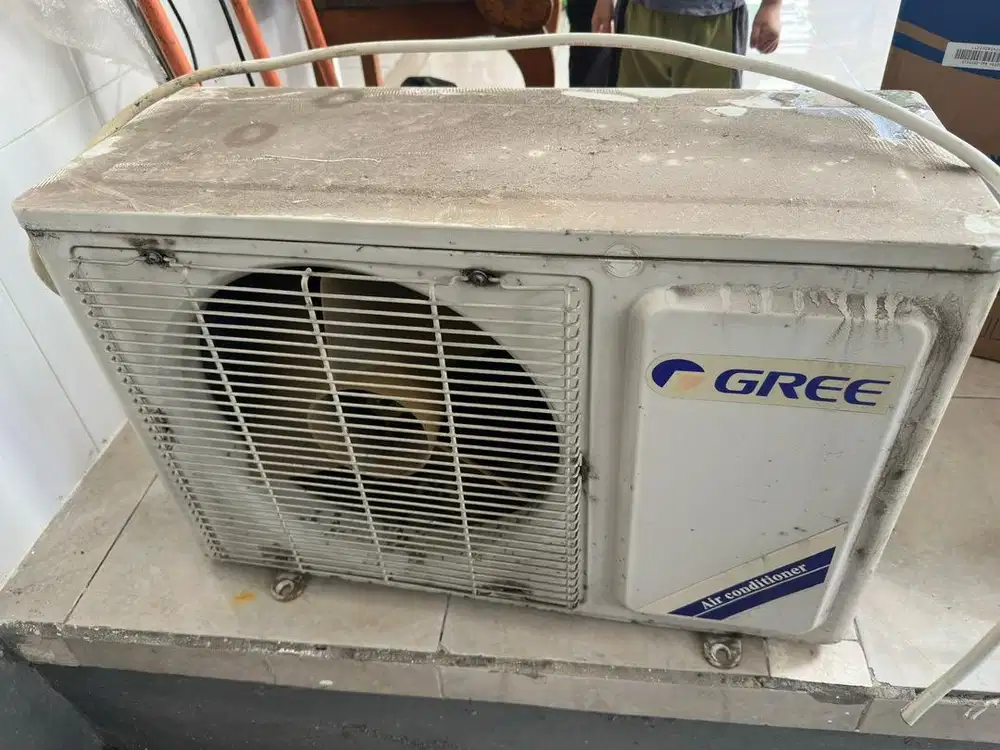 Dijual AC gree 1/2pk