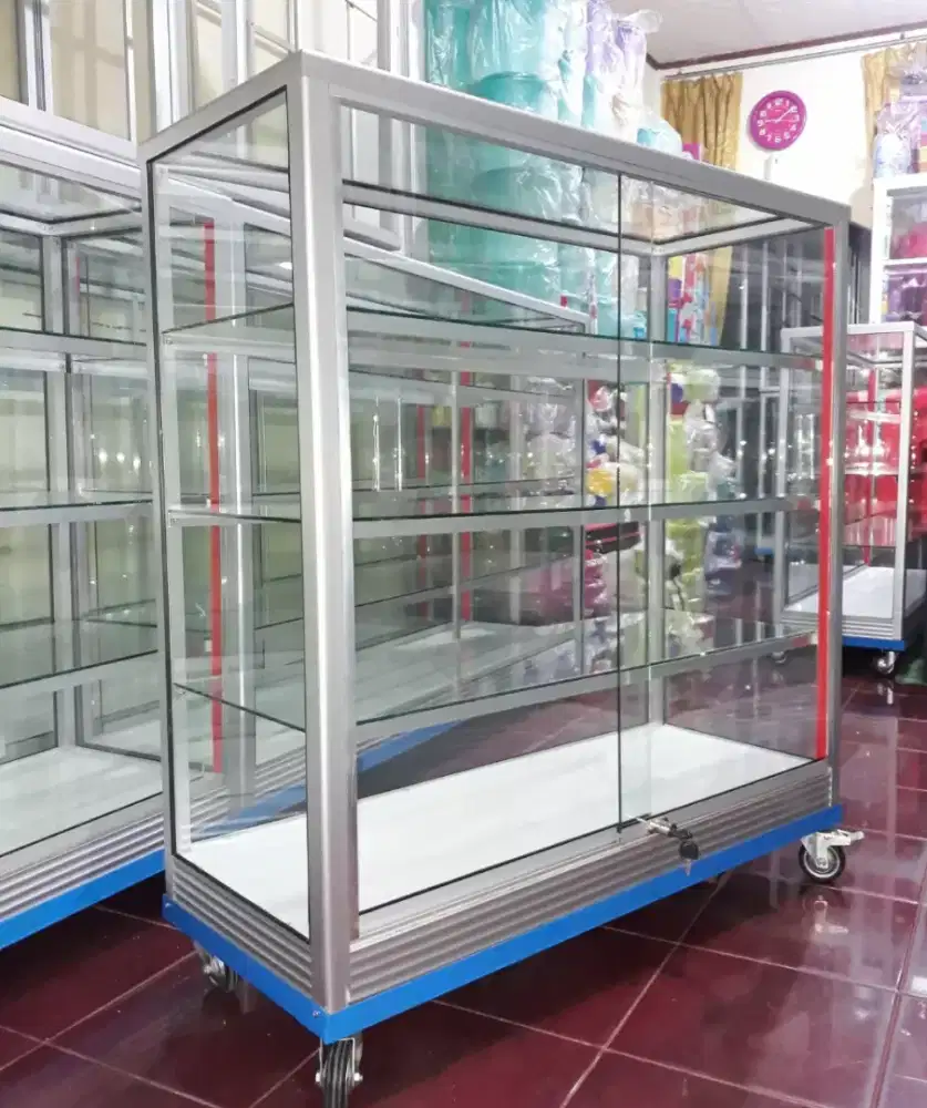 Etalase 1Mx1M Pakai RODA BESAR + KUNCI Kondisi Barang Baru & Ready
