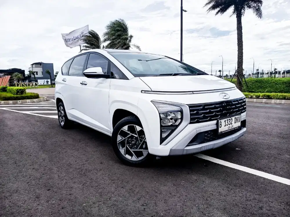 Hyundai Stargazer Prime Captain Seat AT 2023