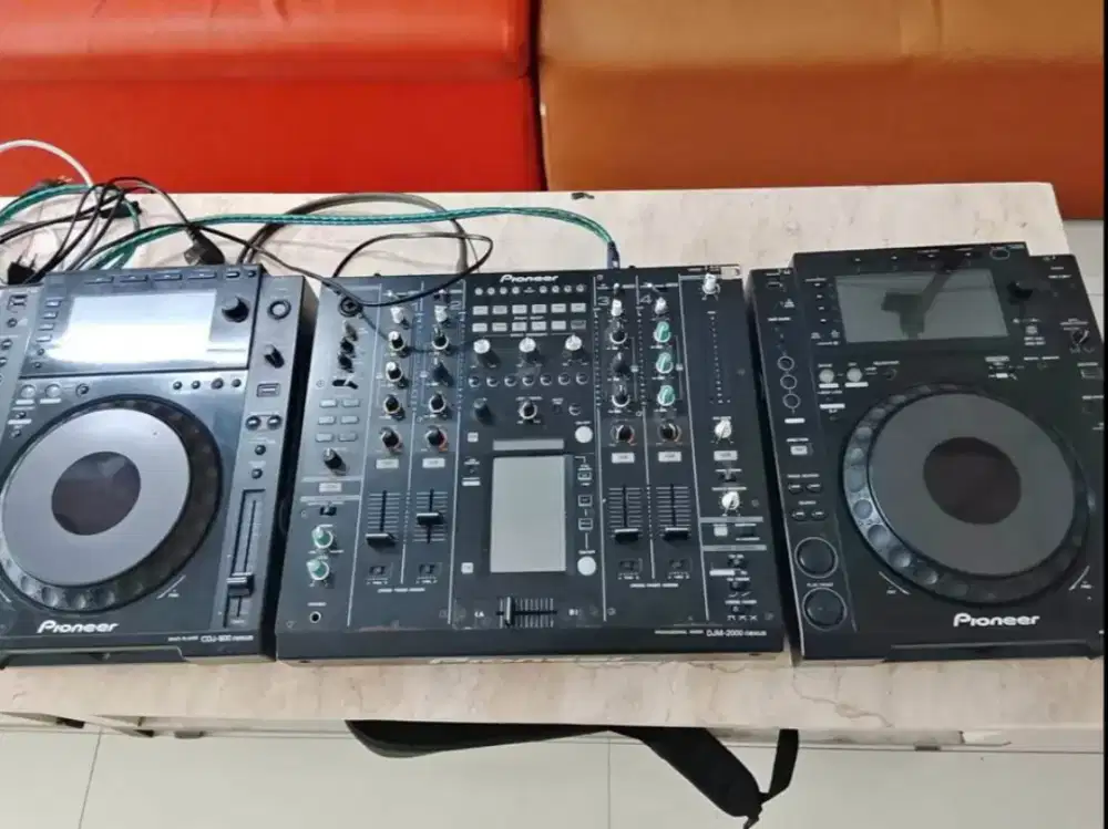 Alat dj Pioneer cdj 900 Nexus dan djm 2000 nexus