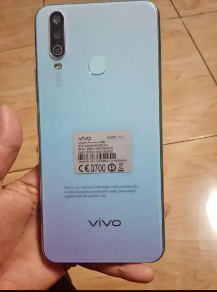 Vivo y17 ram 8/256 no minus