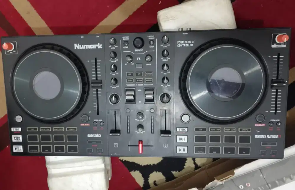 Alat dj controller numark platinum fx