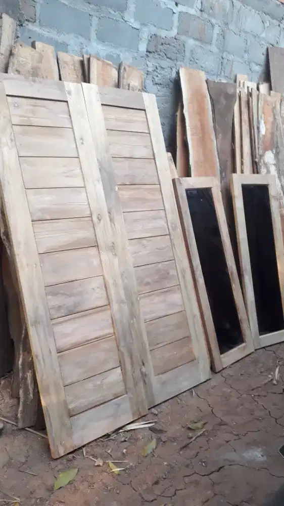 Pintu kuputarung jati