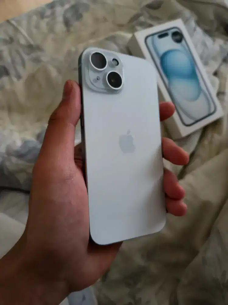 Apple iPhone 15 128GB Blue Resmi