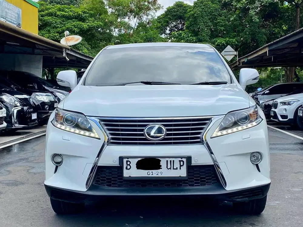 LEXUS RX270 AT PUTIH 2013