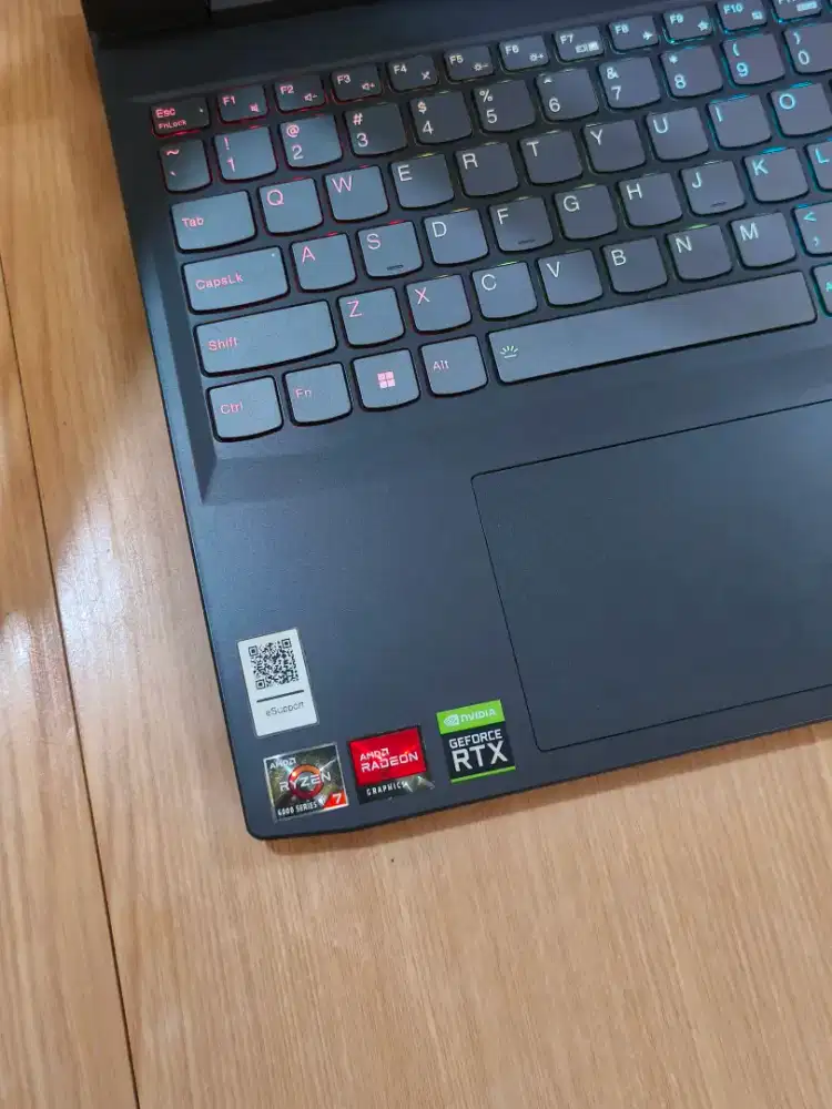 Laptop gaming Lenovo Ideapad gaming 2024 R7-6800H garansi on 03-2026