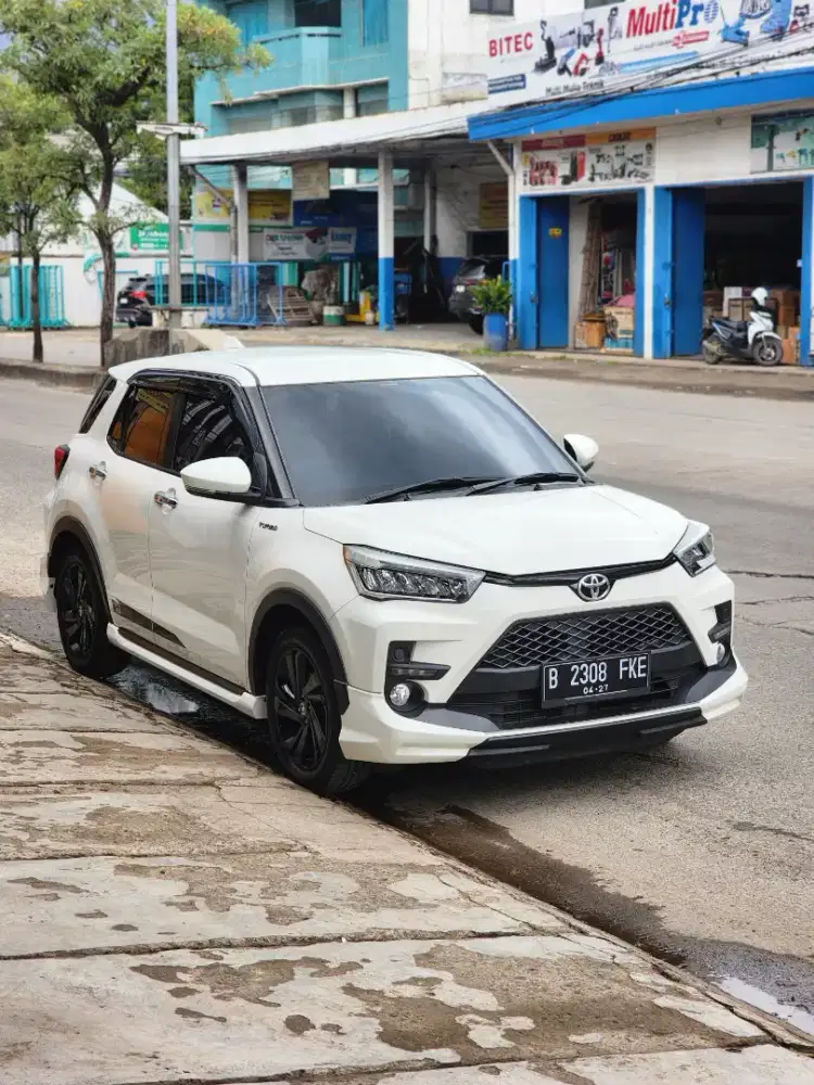 RAIZE 1.0 GR CVT 2022